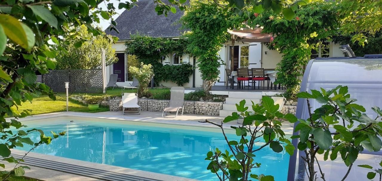 Au Coeur Du Bien-Etre, Chalet Avec Piscine Chauffee Et Couverte, Spa, Sauna, Massages Monteaux Екстер'єр фото